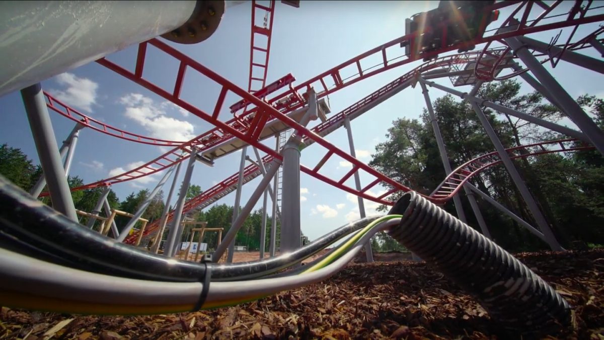 Adrenaline kick Cables for a roller coaster LAPP