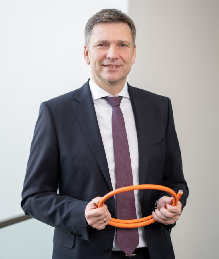 Represents innovation management: Portrait of Georg Stawowy