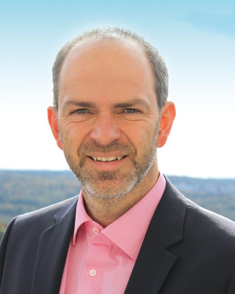 Auf dem Bild sieht man ein Portrait von Martin Tepe, Head of Corporate IT.