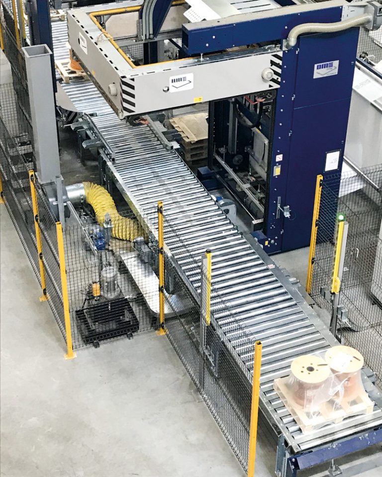 The picture shows a packaging line from Officina Meccanica Sestese (OMS Group).