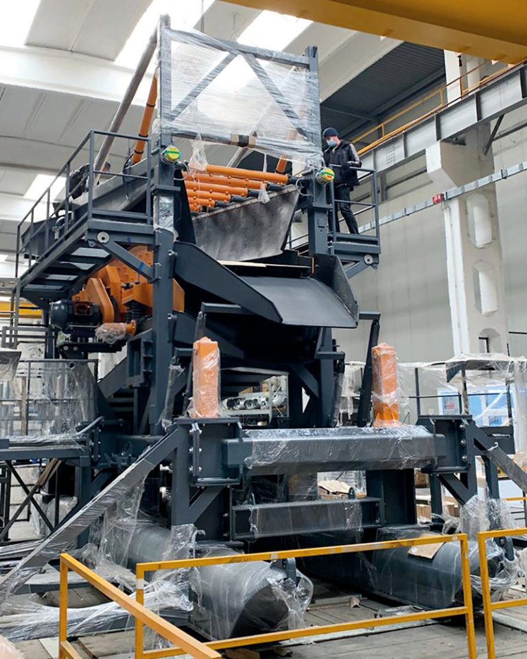 The picture shows the gold panning machine under construction by the start-up Goldrush Mining.