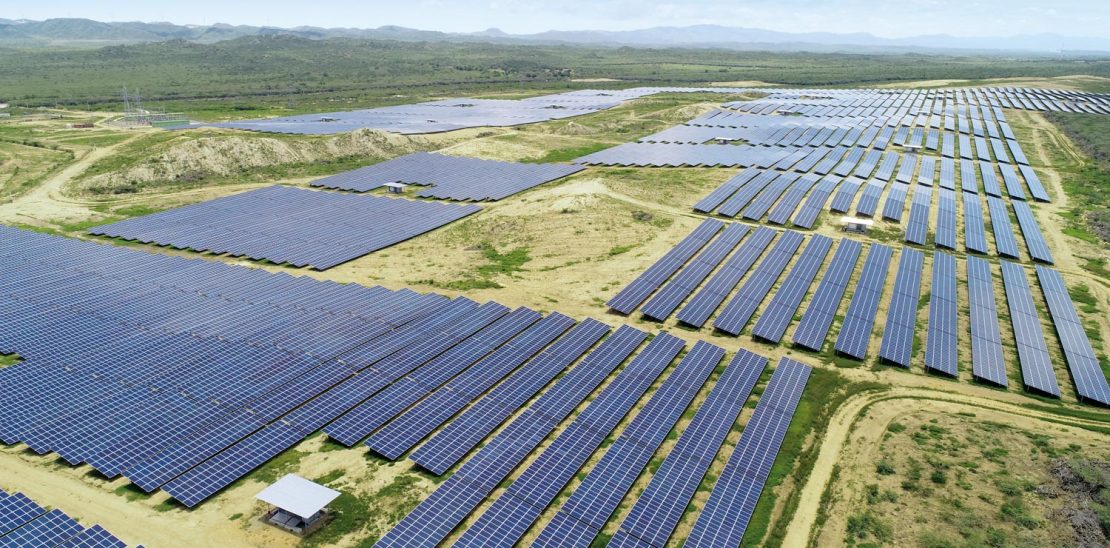 The picture shows the photovoltaic modules of the solar park Monte Cristi in the Dominican Republic.