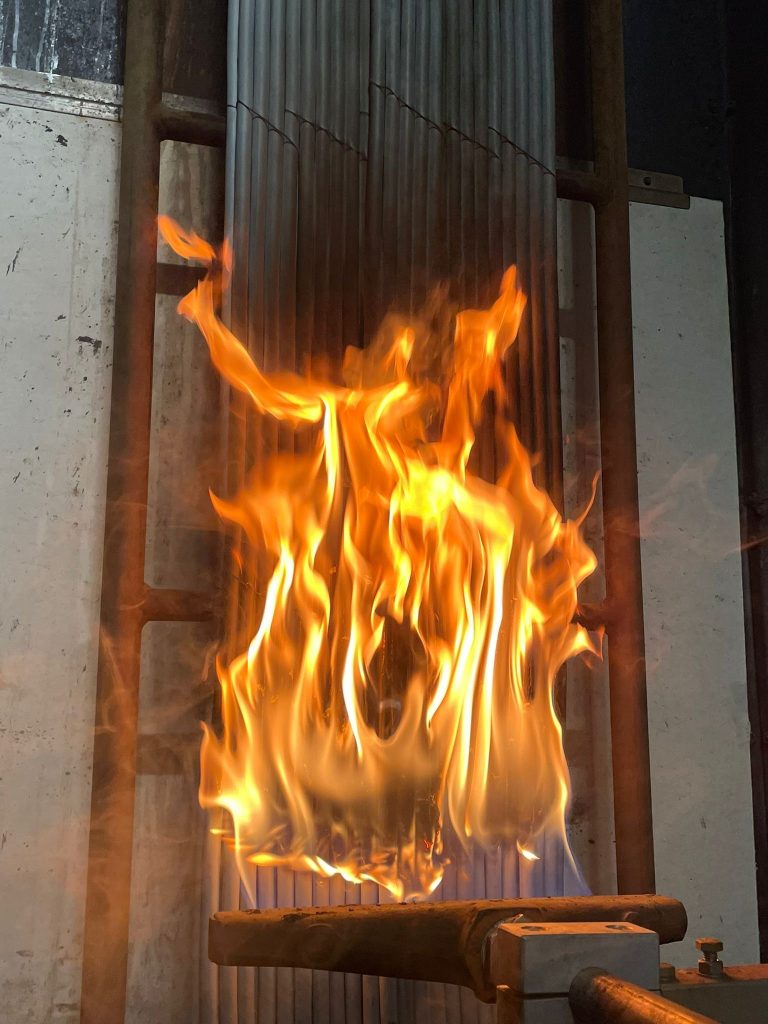 LAPP Kabel im Brandschutztest in einer Testkammer